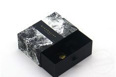 印包装盒 印包装盒应该如何选择印刷[永兴集团]实力厂家为您讲解