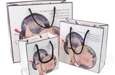 化妆品包装袋 化妆品包装袋厂家浅析会有哪些油墨用于纸袋印刷[永兴集团]